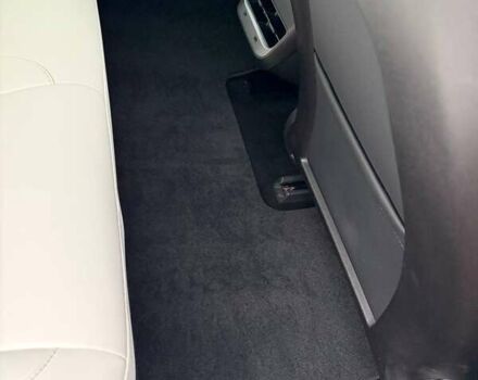 Красный Тесла Модель 3, объемом двигателя 0 л и пробегом 112 тыс. км за 16500 $, фото 43 на Automoto.ua