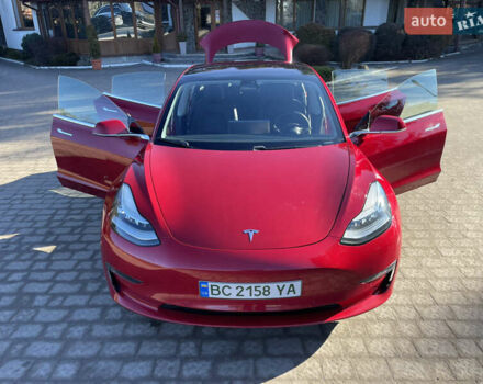Красный Тесла Модель 3, объемом двигателя 0 л и пробегом 46 тыс. км за 15499 $, фото 9 на Automoto.ua