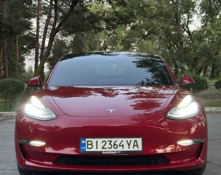 Красный Тесла Модель 3, объемом двигателя 0 л и пробегом 105 тыс. км за 21700 $, фото 1 на Automoto.ua