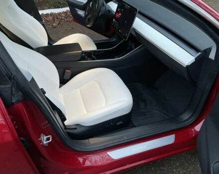 Червоний Тесла Модель 3, об'ємом двигуна 0 л та пробігом 124 тис. км за 15000 $, фото 11 на Automoto.ua