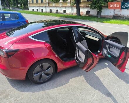 Червоний Тесла Модель 3, об'ємом двигуна 0 л та пробігом 51 тис. км за 18700 $, фото 7 на Automoto.ua