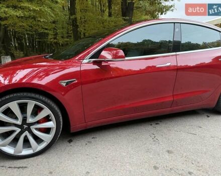 Красный Тесла Модель 3, объемом двигателя 0 л и пробегом 86 тыс. км за 19300 $, фото 6 на Automoto.ua