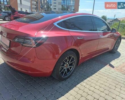 Красный Тесла Модель 3, объемом двигателя 0 л и пробегом 23 тыс. км за 17900 $, фото 6 на Automoto.ua