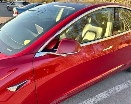 Тесла Модель 3 2019 в Днепре (Днепропетровске) на Automoto.ua Красный Тесла Модель 3, объемом двигателя 0 л и пробегом 112 тыс. км за 17899 $, фото 9 на Automoto.ua