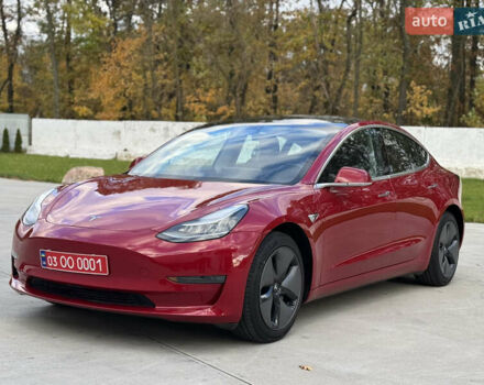 Тесла Модель 3 2019 у Луцьку на Automoto.ua Червоний Тесла Модель 3, об'ємом двигуна 0 л та пробігом 114 тис. км за 16900 $, фото 5 на Automoto.ua
