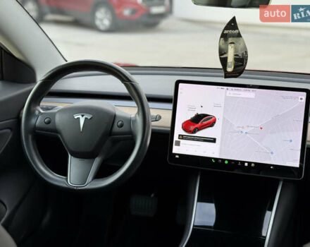 Тесла Модель 3 2019 у Луцьку на Automoto.ua Червоний Тесла Модель 3, об'ємом двигуна 0 л та пробігом 114 тис. км за 16900 $, фото 43 на Automoto.ua