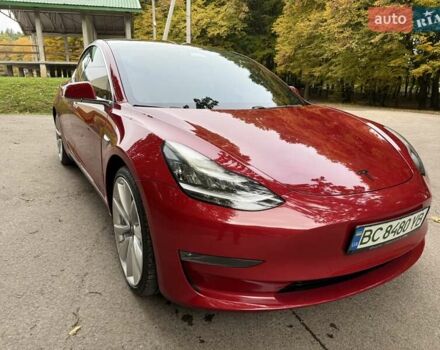 Красный Тесла Модель 3, объемом двигателя 0 л и пробегом 86 тыс. км за 19300 $, фото 1 на Automoto.ua