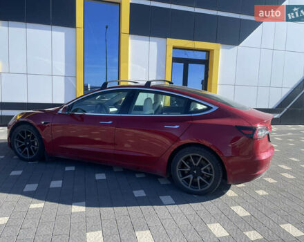 Тесла Модель 3 2019 в Тернополе на Automoto.ua Красный Тесла Модель 3, объемом двигателя 0 л и пробегом 110 тыс. км за 20394 $, фото 5 на Automoto.ua
