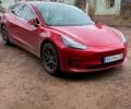Красный Тесла Модель 3, объемом двигателя 0.26 л и пробегом 74 тыс. км за 17500 $, фото 1 на Automoto.ua