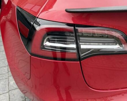 Красный Тесла Модель 3, объемом двигателя 0 л и пробегом 86 тыс. км за 19300 $, фото 34 на Automoto.ua