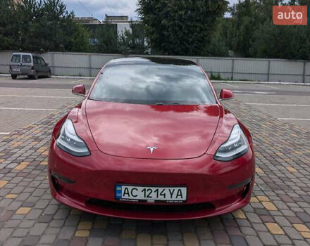 Красный Тесла Модель 3, объемом двигателя 0 л и пробегом 67 тыс. км за 16000 $, фото 1 на Automoto.ua