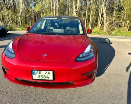 Тесла Модель 3 2019 в Днепре (Днепропетровске) на Automoto.ua Красный Тесла Модель 3, объемом двигателя 0 л и пробегом 112 тыс. км за 17899 $, фото 16 на Automoto.ua