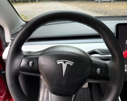 Красный Тесла Модель 3, объемом двигателя 0 л и пробегом 86 тыс. км за 19300 $, фото 15 на Automoto.ua