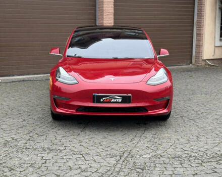 Красный Тесла Модель 3, объемом двигателя 0 л и пробегом 125 тыс. км за 17999 $, фото 1 на Automoto.ua