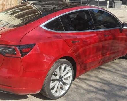 Красный Тесла Модель 3, объемом двигателя 0 л и пробегом 158 тыс. км за 15951 $, фото 4 на Automoto.ua