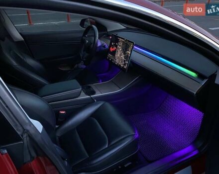 Червоний Тесла Модель 3, об'ємом двигуна 0 л та пробігом 92 тис. км за 18700 $, фото 1 на Automoto.ua