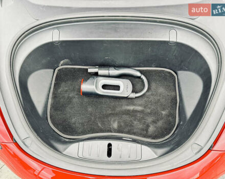 Красный Тесла Модель 3, объемом двигателя 0 л и пробегом 146 тыс. км за 17900 $, фото 9 на Automoto.ua