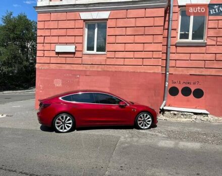 Червоний Тесла Модель 3, об'ємом двигуна 0 л та пробігом 63 тис. км за 21000 $, фото 5 на Automoto.ua