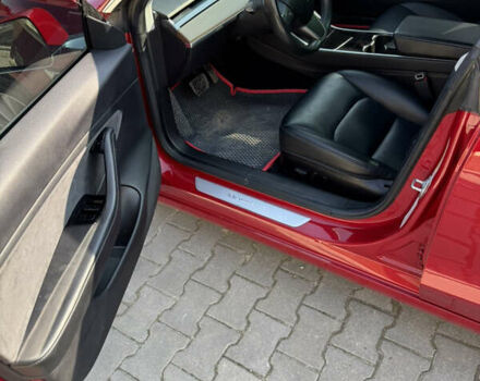 Червоний Тесла Модель 3, об'ємом двигуна 0 л та пробігом 72 тис. км за 18500 $, фото 3 на Automoto.ua