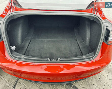 Красный Тесла Модель 3, объемом двигателя 0 л и пробегом 146 тыс. км за 17900 $, фото 11 на Automoto.ua