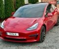 Красный Тесла Модель 3, объемом двигателя 0 л и пробегом 114 тыс. км за 16600 $, фото 3 на Automoto.ua
