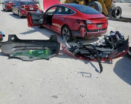 Червоний Тесла Модель 3, об'ємом двигуна 0 л та пробігом 84 тис. км за 10400 $, фото 8 на Automoto.ua
