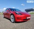 Красный Тесла Модель 3, объемом двигателя 0 л и пробегом 83 тыс. км за 24000 $, фото 1 на Automoto.ua