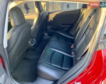 Червоний Тесла Модель 3, об'ємом двигуна 0 л та пробігом 92 тис. км за 18700 $, фото 7 на Automoto.ua