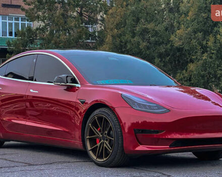 Червоний Тесла Модель 3, об'ємом двигуна 0 л та пробігом 149 тис. км за 19499 $, фото 10 на Automoto.ua