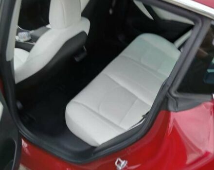 Червоний Тесла Модель 3, об'ємом двигуна 0 л та пробігом 105 тис. км за 17500 $, фото 25 на Automoto.ua