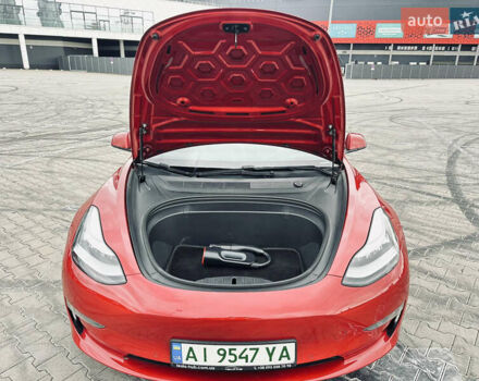 Красный Тесла Модель 3, объемом двигателя 0 л и пробегом 146 тыс. км за 17900 $, фото 10 на Automoto.ua