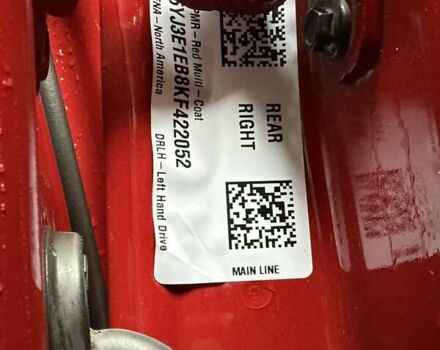 Красный Тесла Модель 3, объемом двигателя 0 л и пробегом 86 тыс. км за 19300 $, фото 13 на Automoto.ua