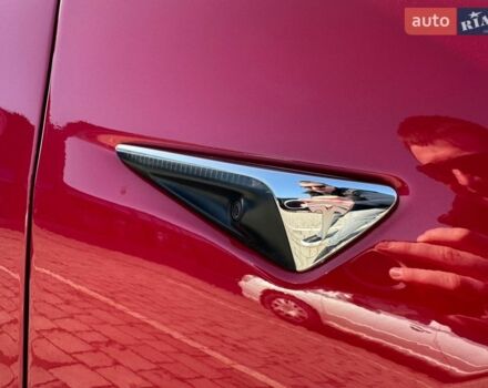 Червоний Тесла Модель 3, об'ємом двигуна 0 л та пробігом 117 тис. км за 15300 $, фото 44 на Automoto.ua