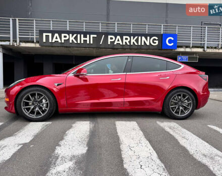 Красный Тесла Модель 3, объемом двигателя 0 л и пробегом 96 тыс. км за 17600 $, фото 11 на Automoto.ua