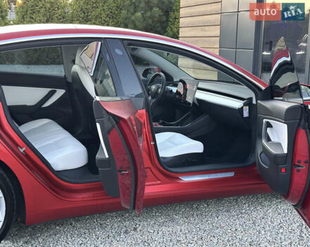 Червоний Тесла Модель 3, об'ємом двигуна 0 л та пробігом 36 тис. км за 32000 $, фото 1 на Automoto.ua
