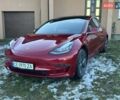 Красный Тесла Модель 3, объемом двигателя 0 л и пробегом 111 тыс. км за 18990 $, фото 11 на Automoto.ua