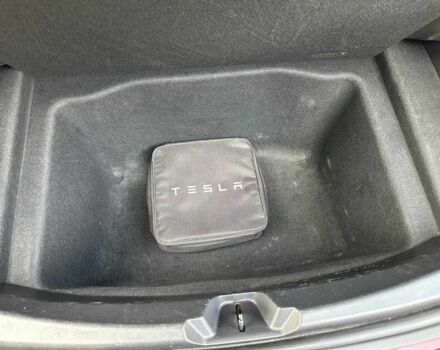 Тесла Модель 3 2019 в Черновцах на Automoto.ua Красный Тесла Модель 3, объемом двигателя 0 л и пробегом 117 тыс. км за 17500 $, фото 22 на Automoto.ua