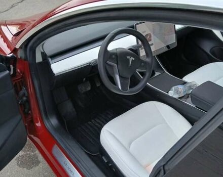 Червоний Тесла Модель 3, об'ємом двигуна 0 л та пробігом 105 тис. км за 17500 $, фото 24 на Automoto.ua