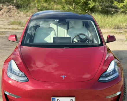 Красный Тесла Модель 3, объемом двигателя 0 л и пробегом 97 тыс. км за 19999 $, фото 7 на Automoto.ua