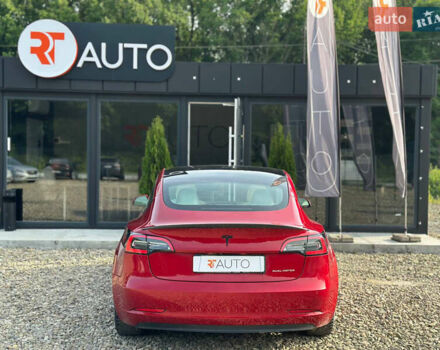 Красный Тесла Модель 3, объемом двигателя 0 л и пробегом 102 тыс. км за 18750 $, фото 3 на Automoto.ua