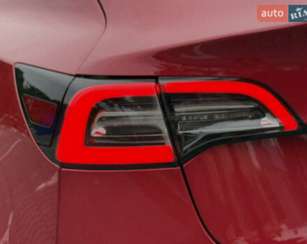 Красный Тесла Модель 3, объемом двигателя 0 л и пробегом 85 тыс. км за 22999 $, фото 49 на Automoto.ua