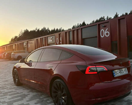 Тесла Модель 3 2020 в Львове на Automoto.ua Красный Тесла Модель 3, объемом двигателя 0 л и пробегом 80 тыс. км за 22000 $, фото 4 на Automoto.ua