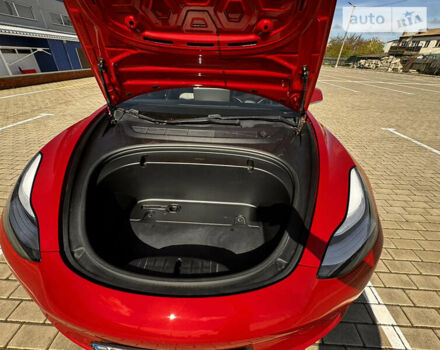 Червоний Тесла Модель 3, об'ємом двигуна 0 л та пробігом 80 тис. км за 22500 $, фото 6 на Automoto.ua