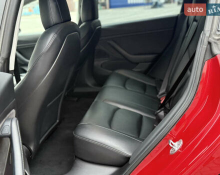 Красный Тесла Модель 3, объемом двигателя 0 л и пробегом 85 тыс. км за 22999 $, фото 52 на Automoto.ua