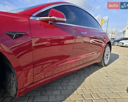 Красный Тесла Модель 3, объемом двигателя 0 л и пробегом 100 тыс. км за 17500 $, фото 6 на Automoto.ua