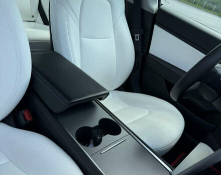 Червоний Тесла Модель 3, об'ємом двигуна 0 л та пробігом 67 тис. км за 22700 $, фото 19 на Automoto.ua