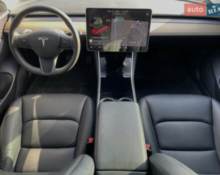 Тесла Модель 3 2020 у Луцьку на Automoto.ua Червоний Тесла Модель 3, об'ємом двигуна 0 л та пробігом 120 тис. км за 18500 $, фото 47 на Automoto.ua