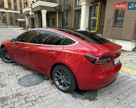 Красный Тесла Модель 3, объемом двигателя 0 л и пробегом 102 тыс. км за 19100 $, фото 2 на Automoto.ua