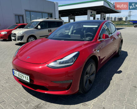 Красный Тесла Модель 3, объемом двигателя 0 л и пробегом 19 тыс. км за 17900 $, фото 1 на Automoto.ua
