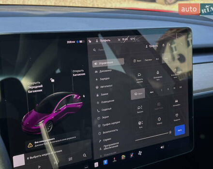 Тесла Модель 3 2020 у Луцьку на Automoto.ua Червоний Тесла Модель 3, об'ємом двигуна 0 л та пробігом 120 тис. км за 18500 $, фото 63 на Automoto.ua
